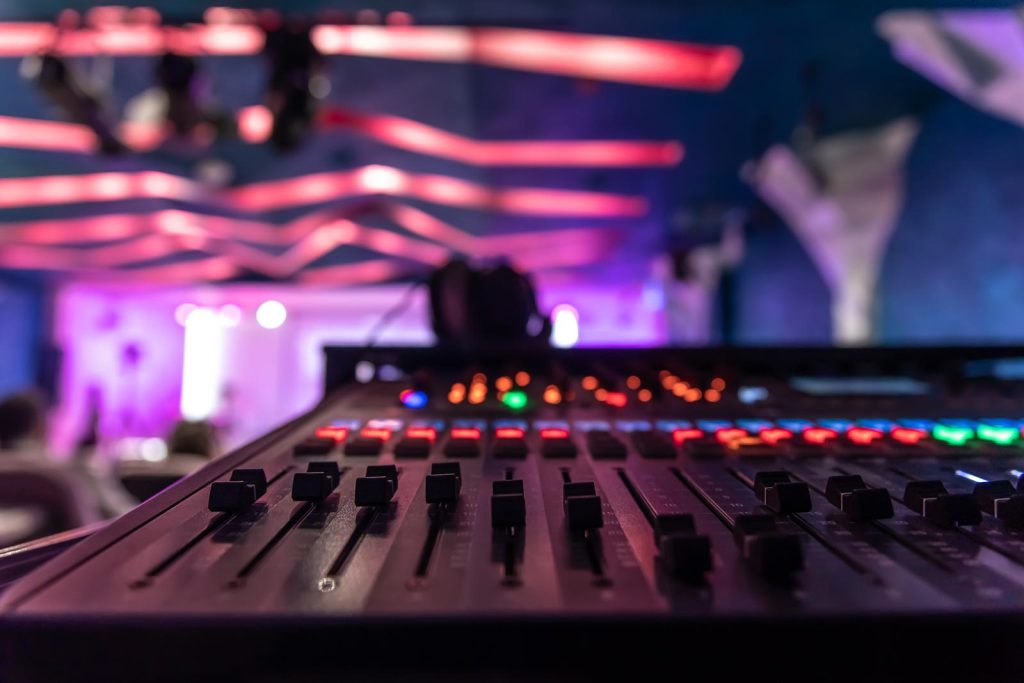 Sonido profesional eventos corporativos sonorización equipos profesionales Guatemala